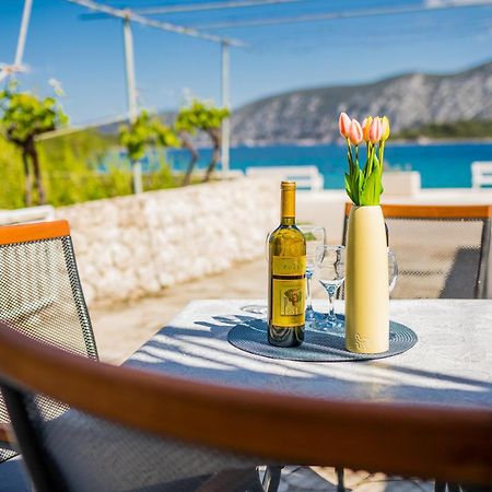 Apartment Kneze Račišće Bagian luar foto