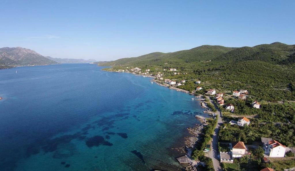 Apartment Kneze Račišće Bagian luar foto