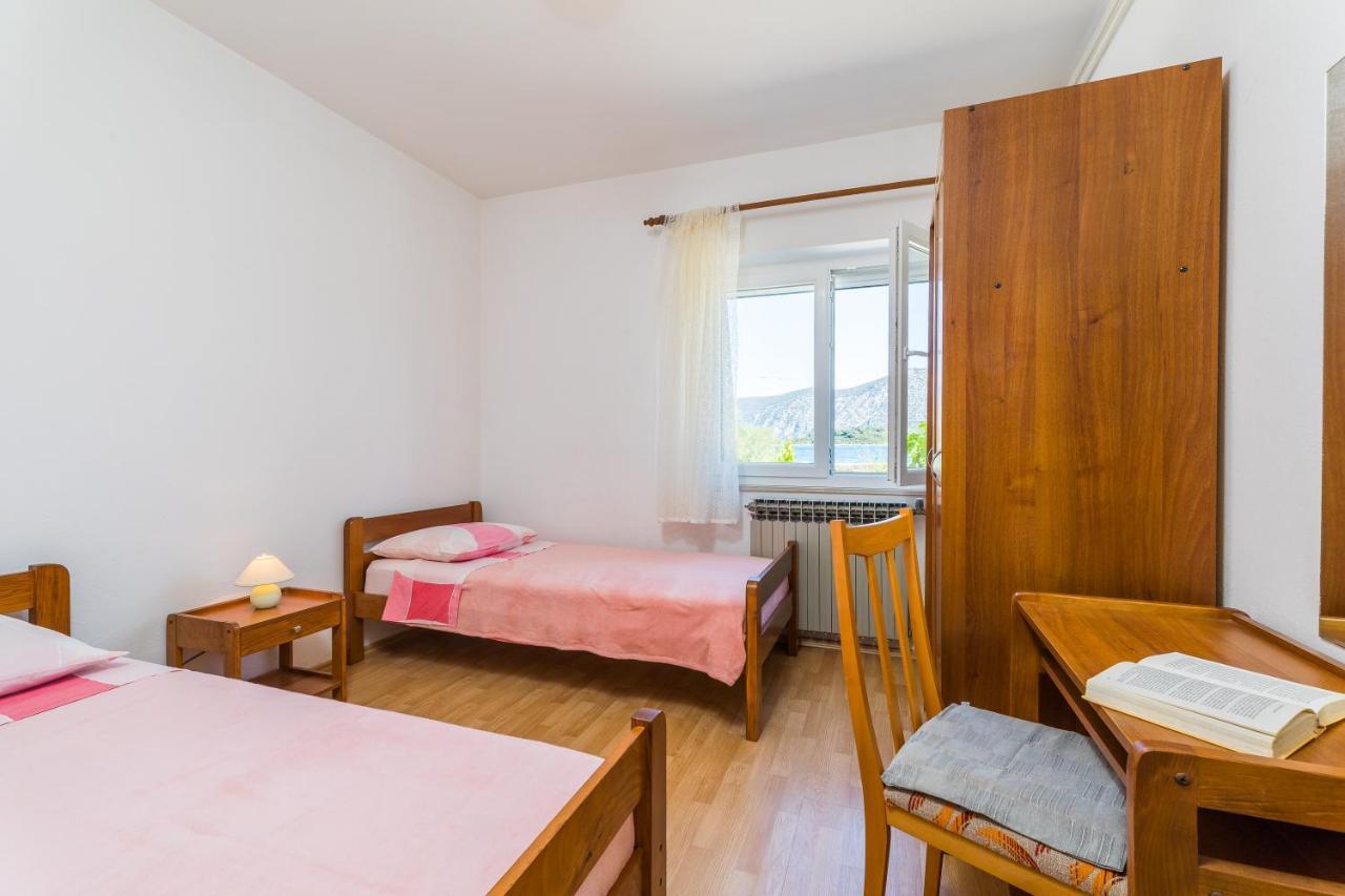 Apartment Kneze Račišće Bagian luar foto