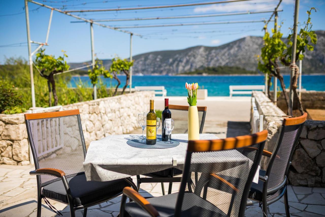Apartment Kneze Račišće Bagian luar foto