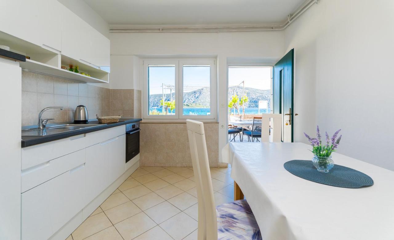 Apartment Kneze Račišće Bagian luar foto